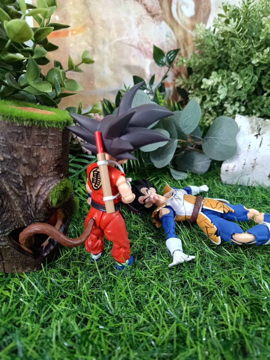 G: "Hey mister, do you want to fight?"
This day will never end 🤣... (although at least battle is something he's familiar with)

Just a small bonus to the Vegebul mini comic. Thank you for enjoying this series with me 😊💓