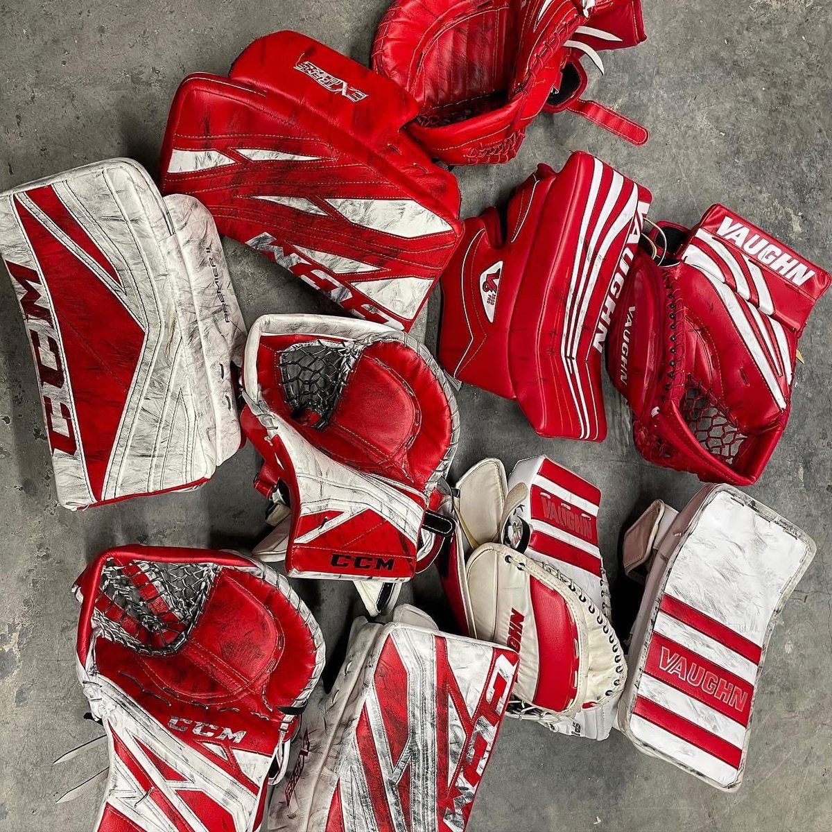 Sea Of Red 🐙❤️ secondstringleather.com