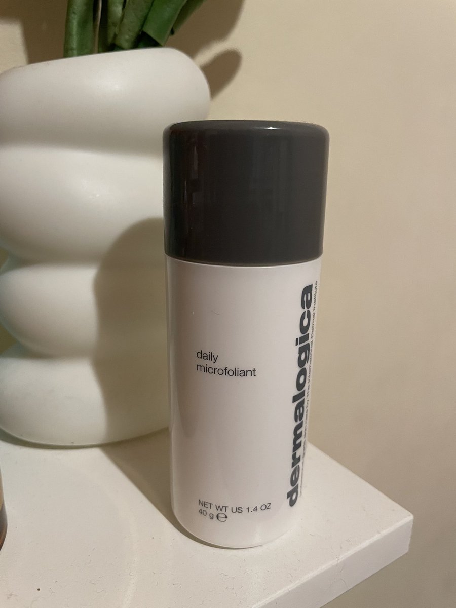 Penasaran banget sama Dermalogica Daily Microfoliant, katanya sekali pake SEBACEOUS FILAMENT gone &amp; bikin skincare makin efektif nyerep👀