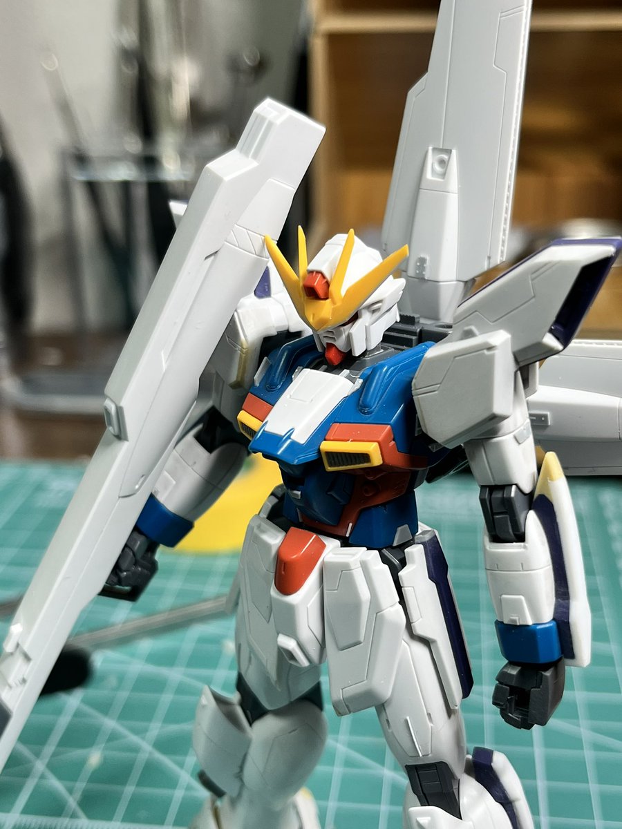 リフレクターのスジボリ完了！ サテライトキャノン作業中！ #ガンプラ