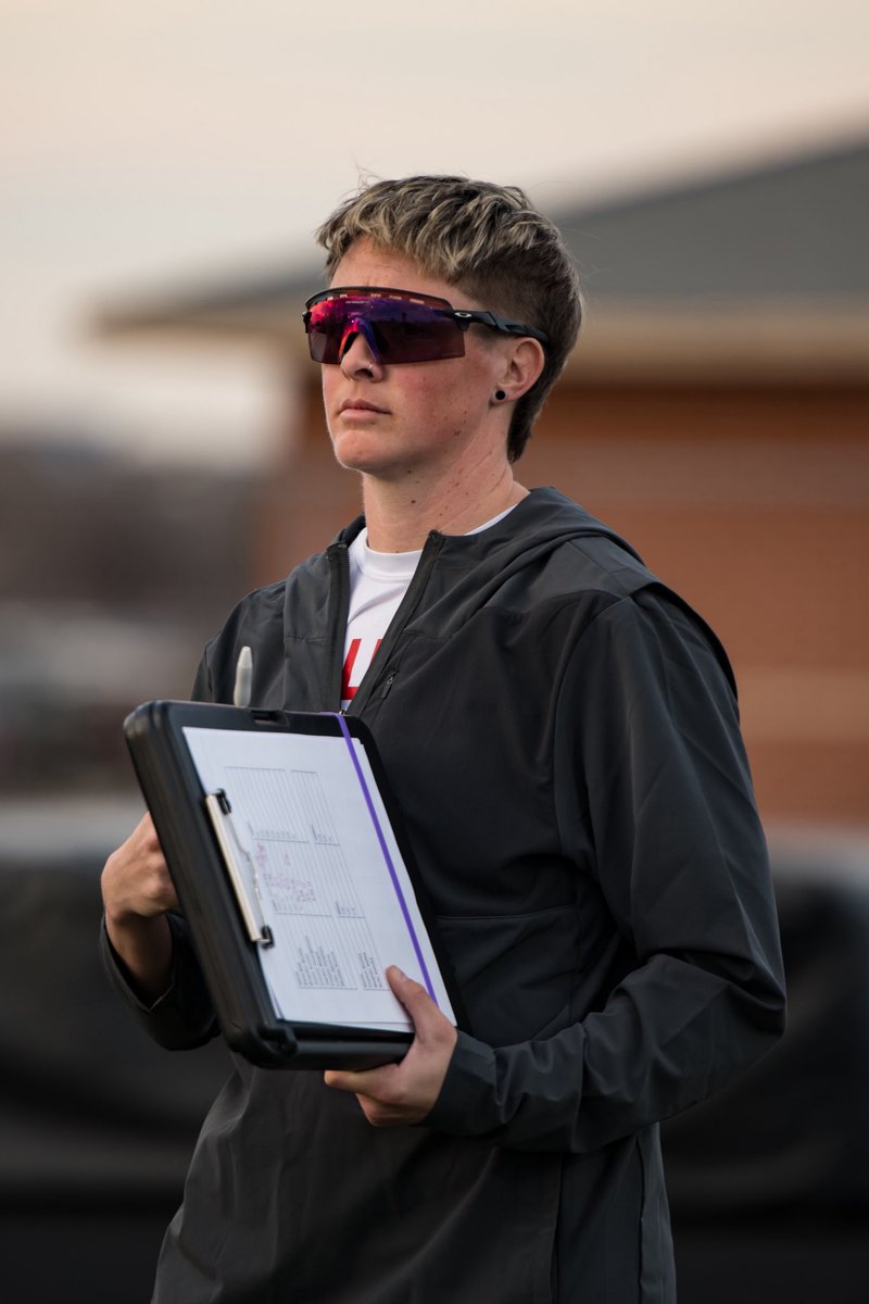 WHITNEY ENIS tweet media