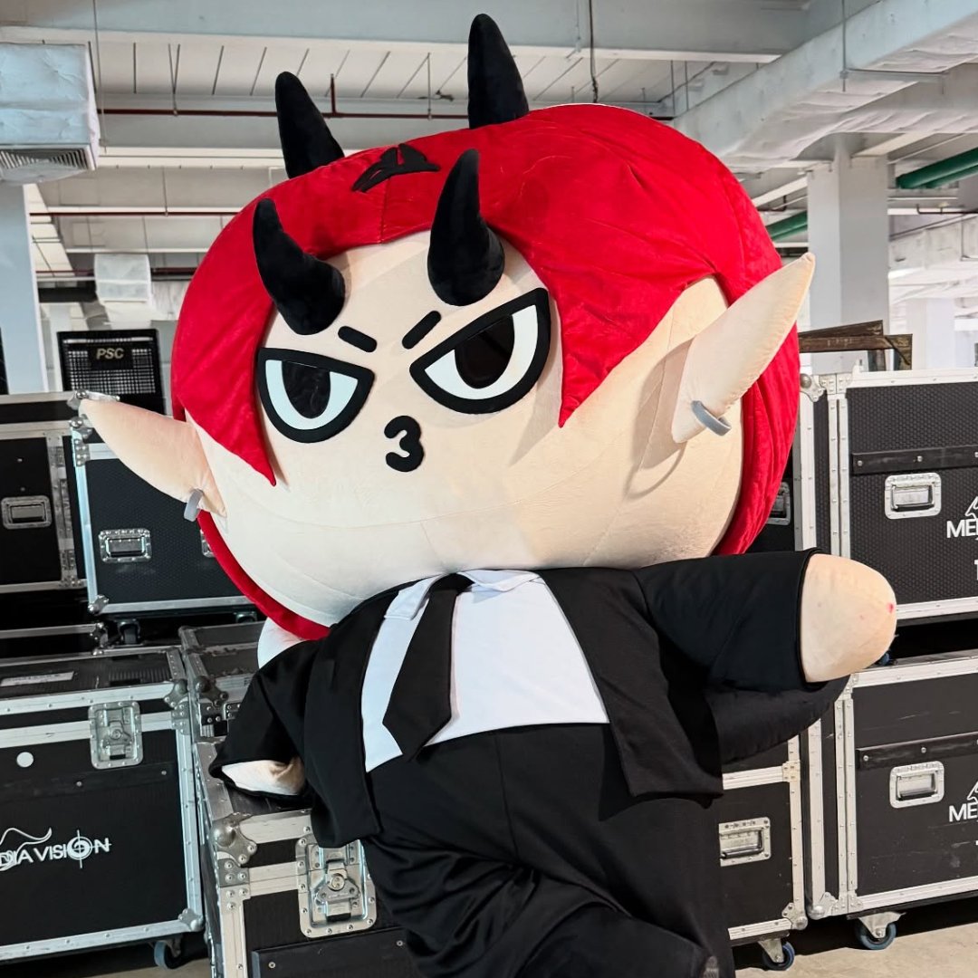 พรุ่งนี้ มาร่วมลุ้นและเป็นกำลังใจให้ แซนต้า และ โดเมียร์ 
กับรางวัล Best Entertainment Figures on Social Media
สาขา Actor และสาขา Mascot กันนะคะ

ติดตามชมการประกาศผลรางวัลและภาพบรรยากาศการเดินพรมแดง  ได้ทาง Facebook และ YouTube Live : Thailand Social Awards  ในวันที่ 25