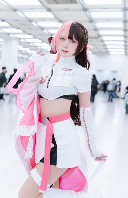 Twitterのコスプレ画像2