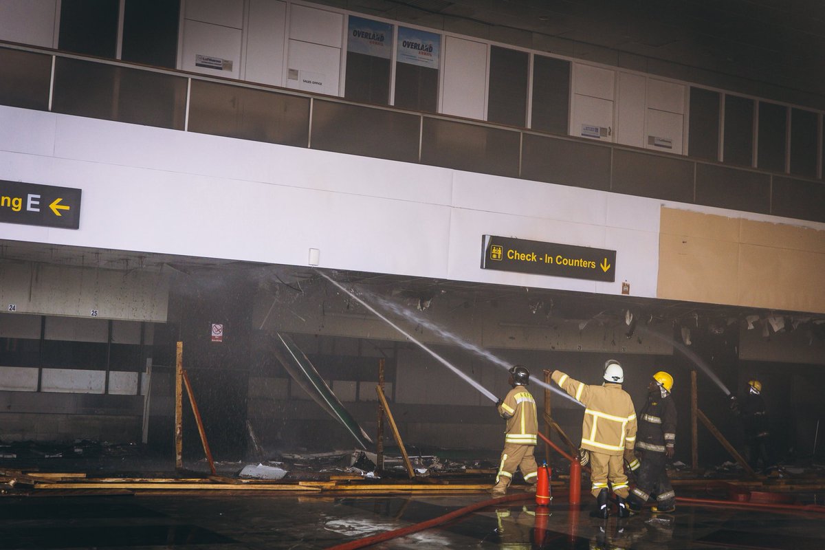 faan_md's tweet photo. Yesterday’s fire at the MMIA Terminal 1 could have spelled disaster, but instead, it became a powerful testament to our resilience. In the face of fear, we stood united. Our emergency teams didn’t flinch—and because of their bravery, zero lives were lost.

We extend our deepest gratitude to the heroes who ran toward the danger:

NEMA
 Lagos State Government & LASEMA
Nigeria Police Force
 Nigerian Air Force
Nigeria Immigration Service
Nigeria Customs Service
Julius Berger
CCECC
And every emergency agency involved

This is what collective will looks like. We were tested—and we prevailed.