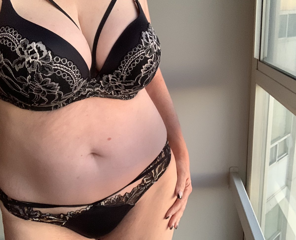 Christina🇨🇦 tweet media