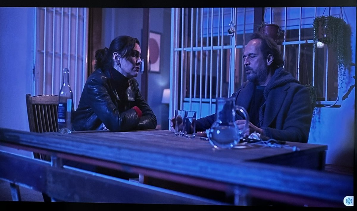 #ilkveson3

Sezonun en güzel sahnelerinden ilk 3e girer, gerçekten mükemmel oyunculuk ve uyum 👏🏻👏🏻👏🏻

#ilkveson