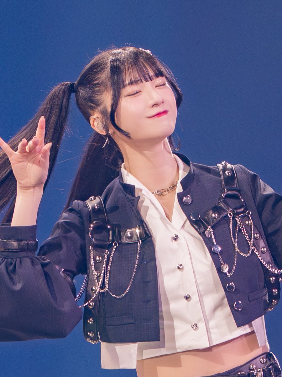 ≠ME 菅波美玲 生写真 直筆 7周年記念コンサート ノイミー 菅波美玲 7th Anniversary Photo Book 生写真 - メルカリ