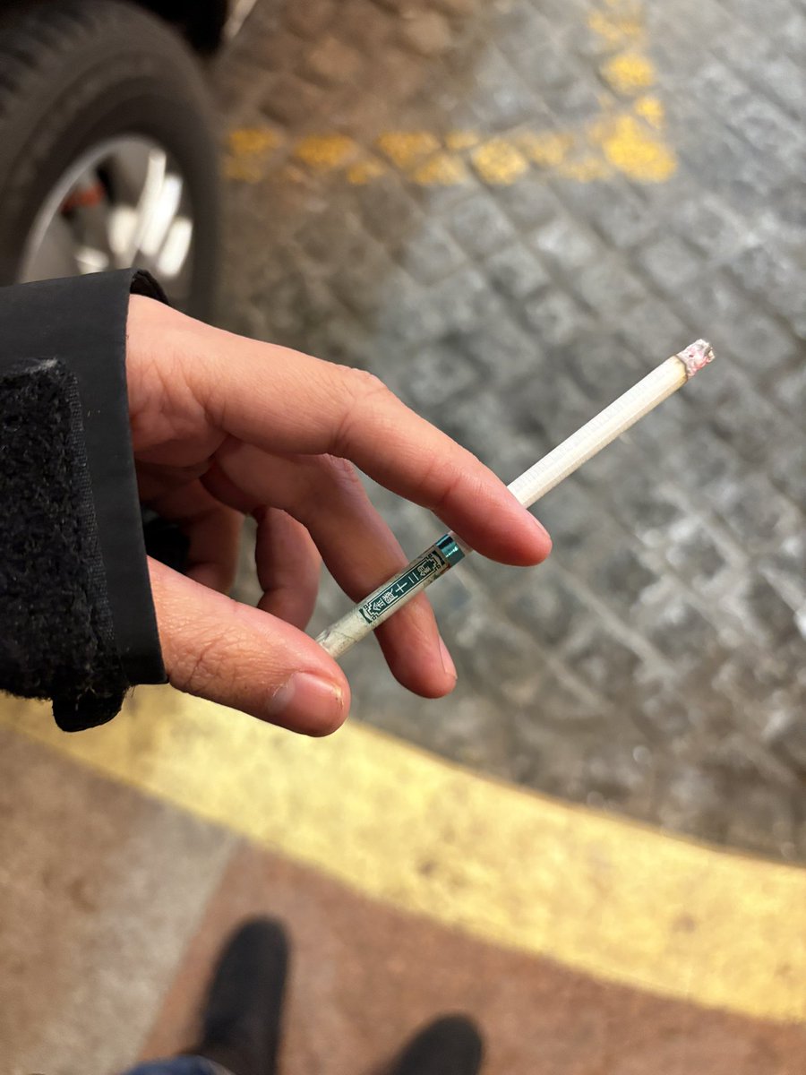 She tastes like flowers &amp; teabags