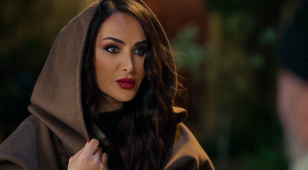 kzbrakhadra's tweet photo. #مولانا 
والله ونورت العادلية 🥹😍
أديش حليانة هالقمرة واديش مشتاقين إلها
واديش حرام مانشوفها بعمل لحالها
قمر خلف من أجمل الوجوه والشاشة بتحبها https://t.co/aA0mEkMl5g