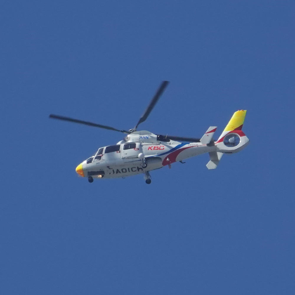 昨日のヘリ 九州朝日放送ほ報道取材機（西日本空輸の機体・運航