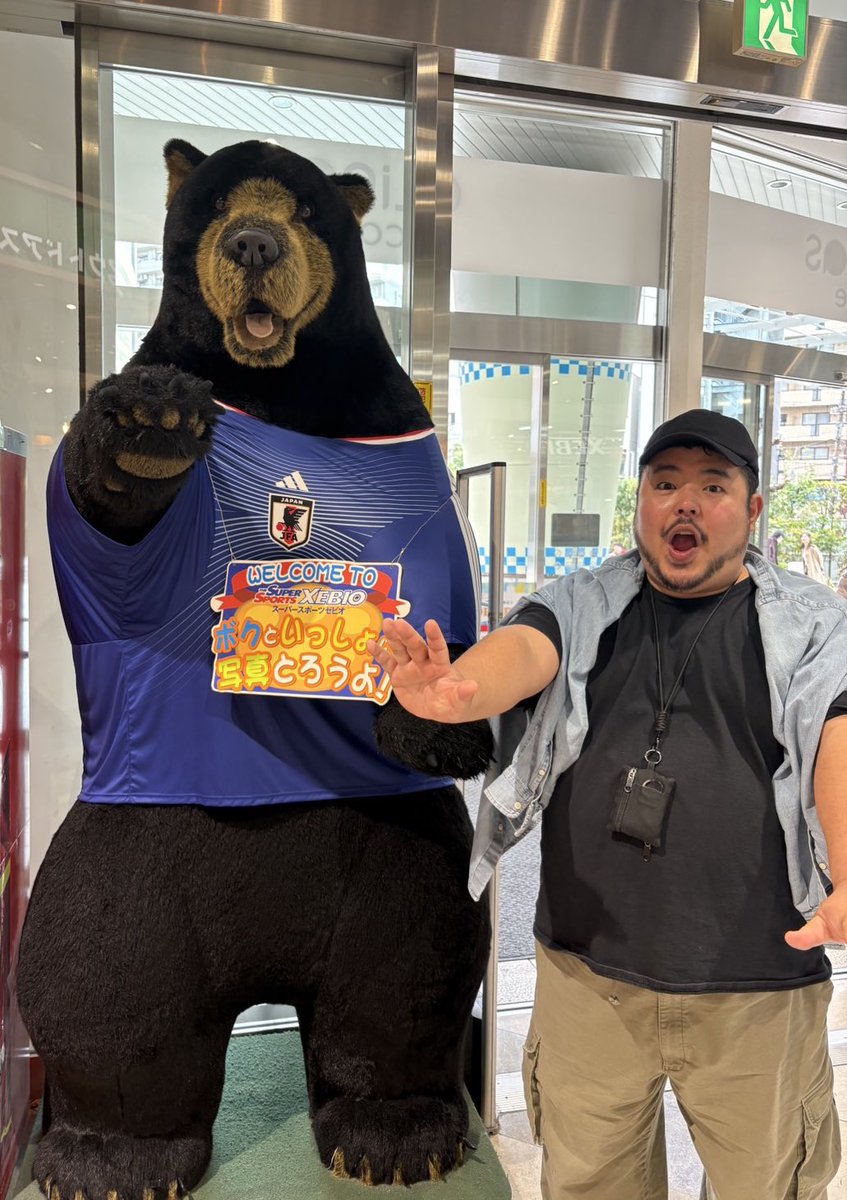 けんご tweet media