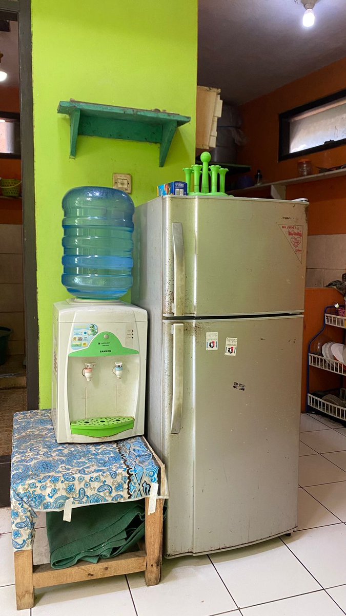 Unpadfess tweet media