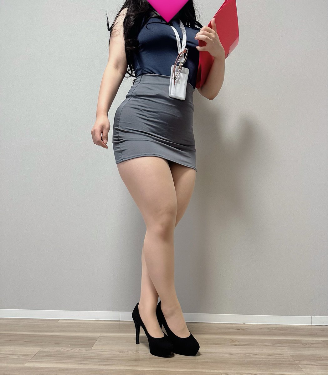 yui_c0splay's tweet photo. デカ尻パンストOL🍑💕 https://t.co/nlS4BrPGVF