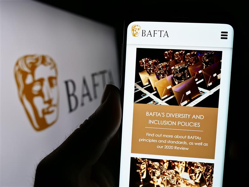 m&it magazine tweet media