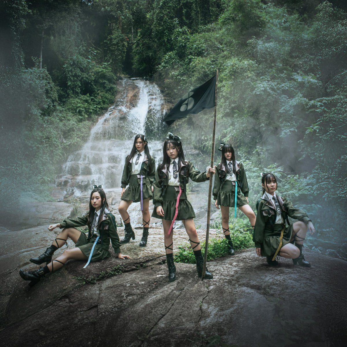 ดีใจที่ได้เชียร์ตั้งแต่แคนดิเดดรุ่น5 จนมารุ่น3 จนติดทีมC เดินทางมาไกลเหมือนกัน อาจยังไม่ถึงสุดทาง แต่เก่งมากๆ แอบเศร้า แต่ก็เคารพการตัดสินใจ น่าจะคิดมาดีมากๆแล้ว ขอให้โชคดีกะทางข้างหน้านะฮะ ขอบคุณสำหรับผลงานและฟามน่ารักที่มอบให้นะ คงต้องคิดถึงมากๆแน่  🥹🥹🥹

#RunmaCGM48 #CGM48