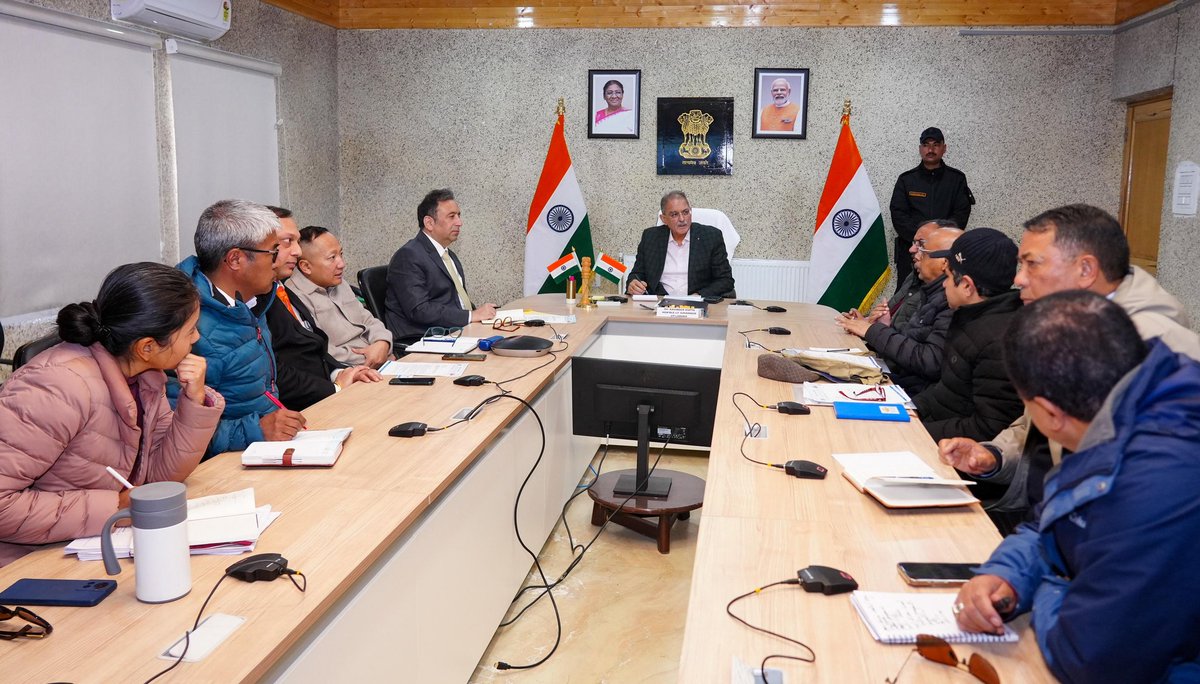 lg_ladakh's tweet image. Lt Governor Shri @KavinderGupta chaired a preparatory meeting in #Leh to review arrangements for the upcoming Sindhu Maha Kumbh in #Ladakh.  

@DIPR_Ladakh
@dio_leh 
@DIPR_Kargil 
@ddnewsladakh