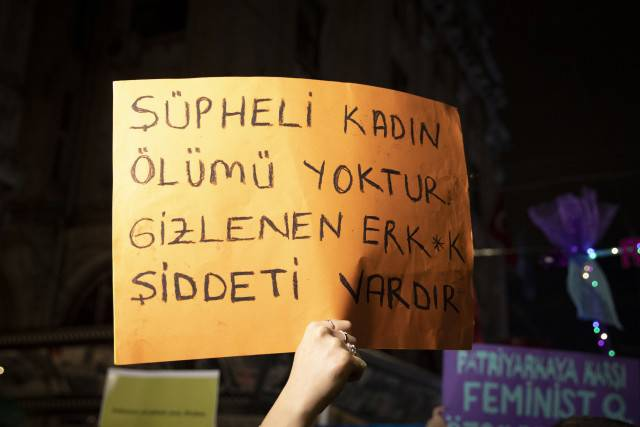 Şeyma Gökçe davası: Şüpheli ölümde ‘delil yetersizliği’ kararı, Hüseyin Uyucu’ya beraat

ilketv.com.tr/seyma-gokce-da…