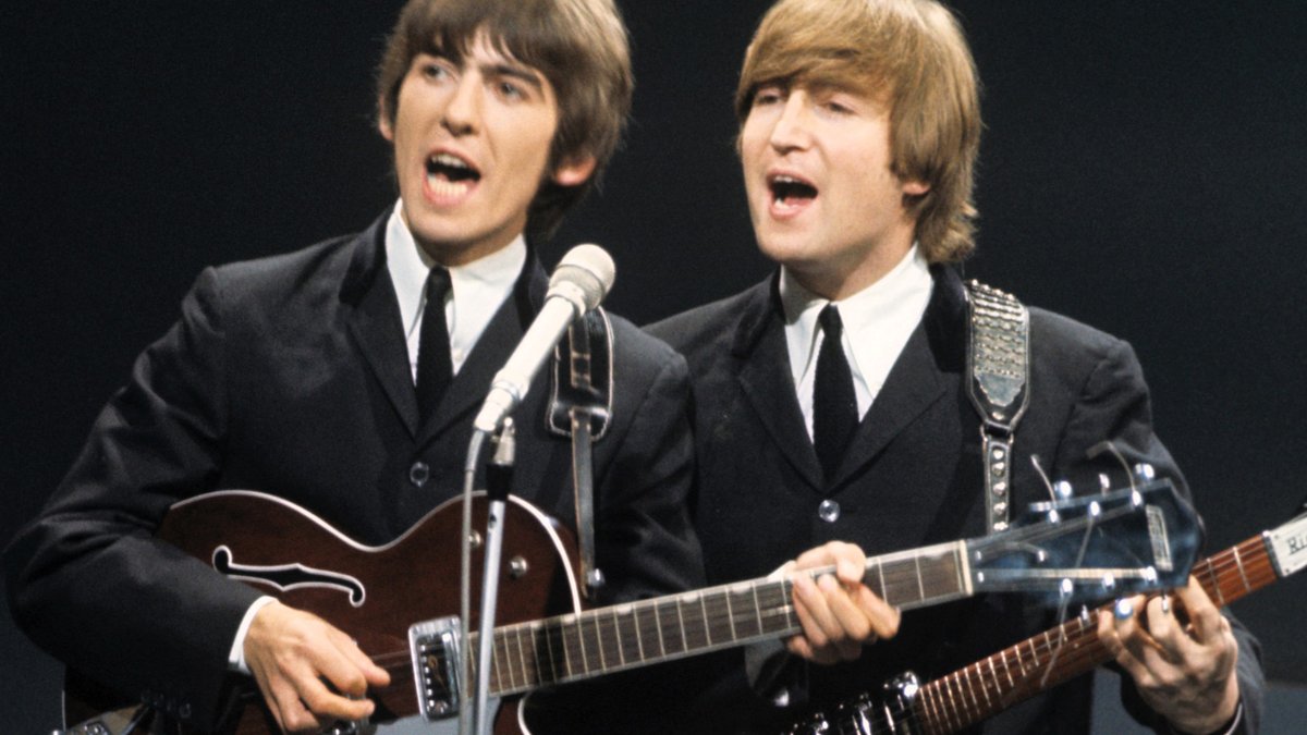 Napoli ancora viva tweet media