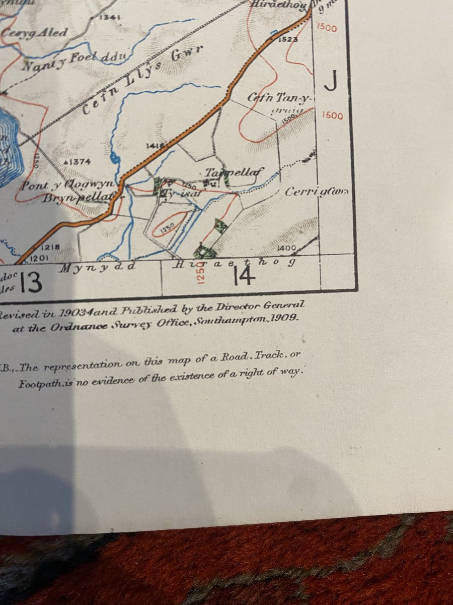 Sidthepainter's tweet image. ‘Didn’t we have a lovely time, the day we went to Bangor’.. Look at this delightful item. 1909 is the date on it. Linen backed. Smashing condition. Would look lovely framed and on a wall if this is  your part of the world. They certainly won’t be making any more.
#mapsmapsmaps