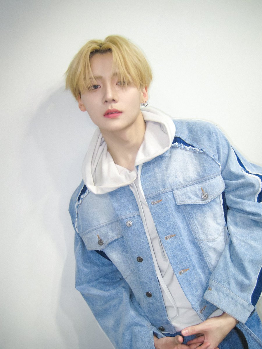 Geonwoo. tweet media