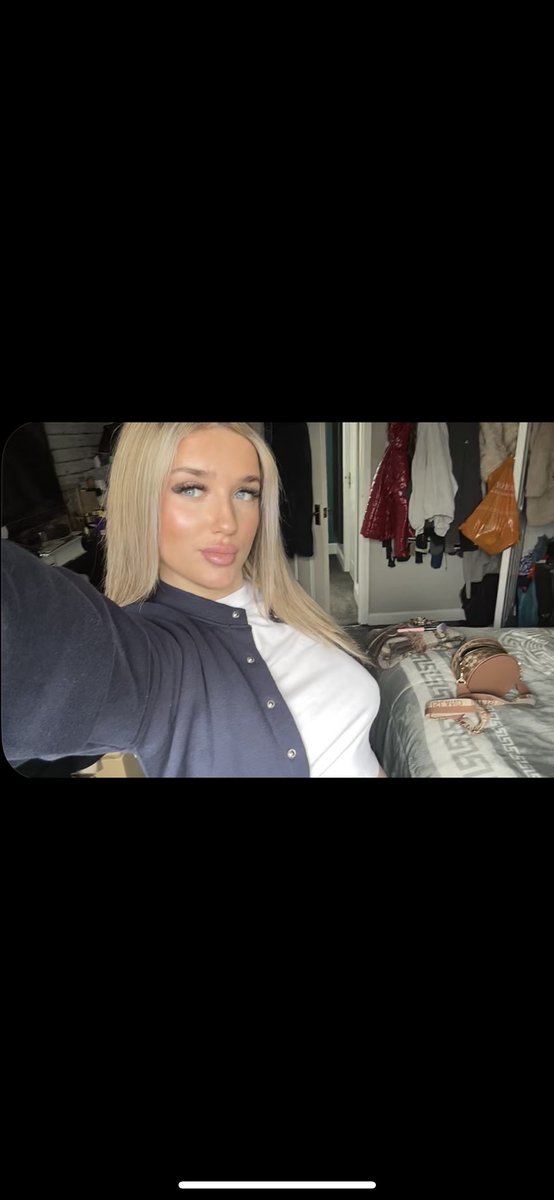 Goddess51399172's tweet photo. Who wants humiliating then 😜👸🏼😂💸🙇🏼‍♂️ 

#sessions #sub #paypig #domme #footworship #worship https://t.co/H1qBFNYnD6
