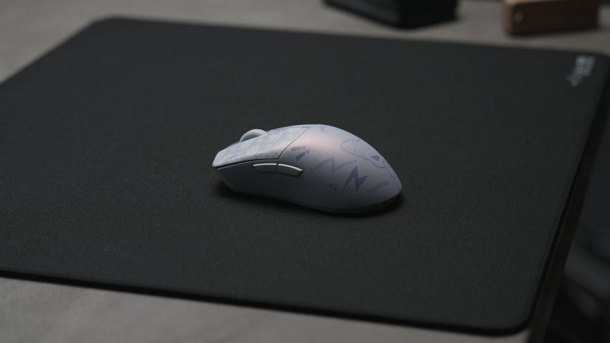 ミオニ tweet media