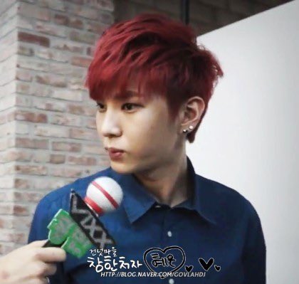 taeknmuse's tweet photo. 그러고보니 말없으신 분이랑 쪼금 웃긴 분 둘을 덕질하던 시기가 있었음

지금은... 저 말없던 시절에 속으로 어떤 웃긴 생각을 하고 있었을지 가끔 궁금함 https://t.co/DJTCMhxz1Z