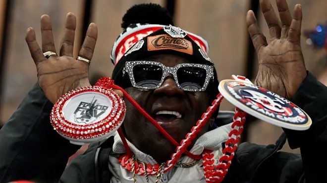 Lucky Teter tweet media