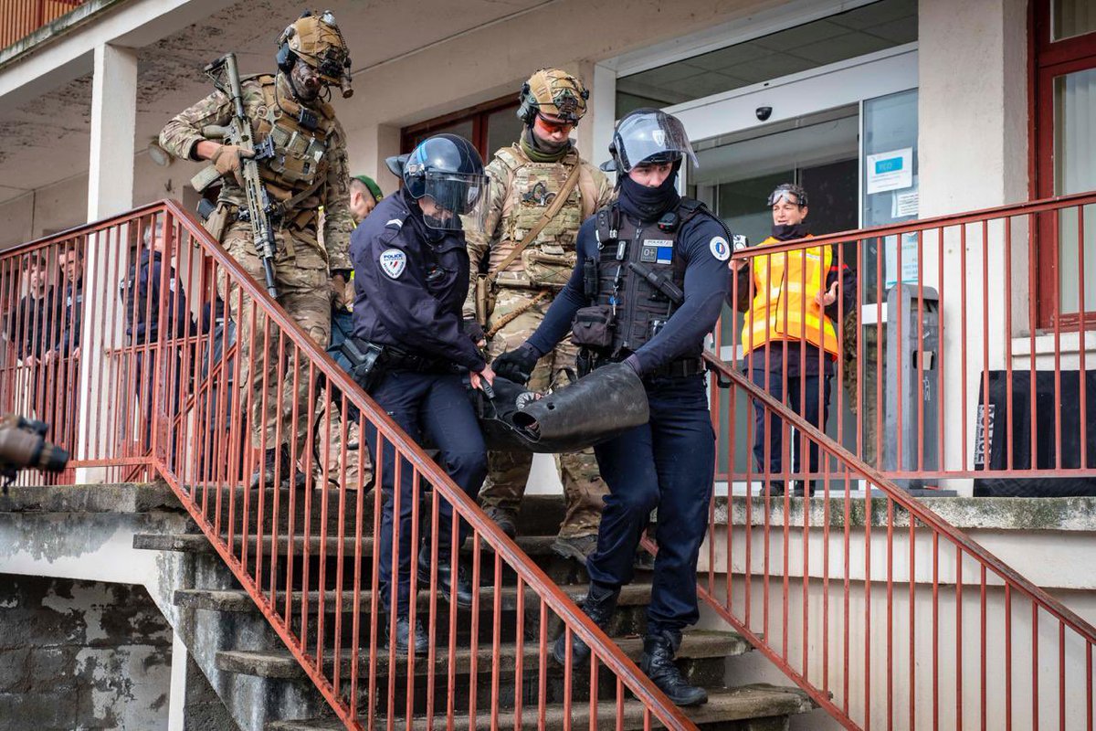 Chef d'état-major de l'armée de Terre tweet media