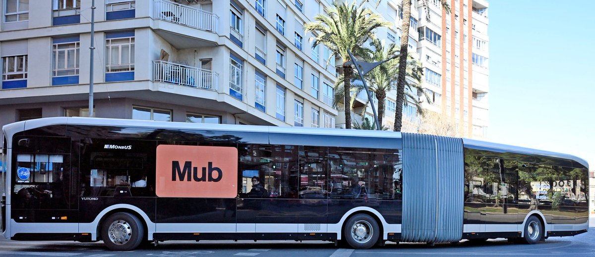 El Ayuntamiento de Murcia amplía la gratuidad del tranvibús hasta el 4 de mayo tras superar los 300.000 pasajeros.

La medida permitirá consolidar su uso entre universitarios y reforzar el transporte público durante Semana Santa y Fiestas de Primavera.

ℹ️centromedios.murcia.es/PUBLICO/NotaPr…