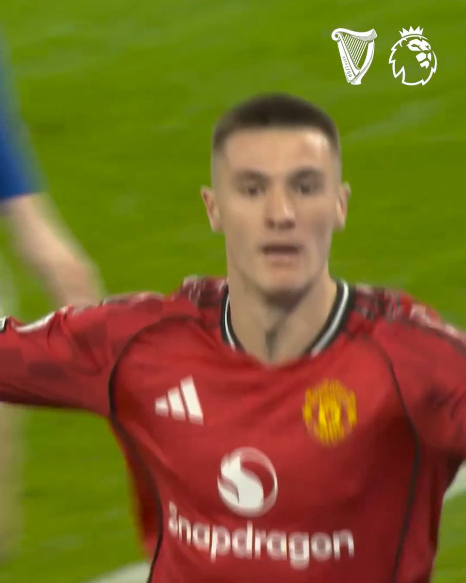 "استعدوا للذهول! أفضل قذائف الجولة 27 بين أيديكم الآن.. أهدافٌ لا تسكن الشباك فحسب، بل تسكن الذاكرة!". "أي هدف من هؤلاء يستحق أن يُسجل كأجمل هدف في الموسم حتى الآن؟ أخبرونا باختياركم!" 