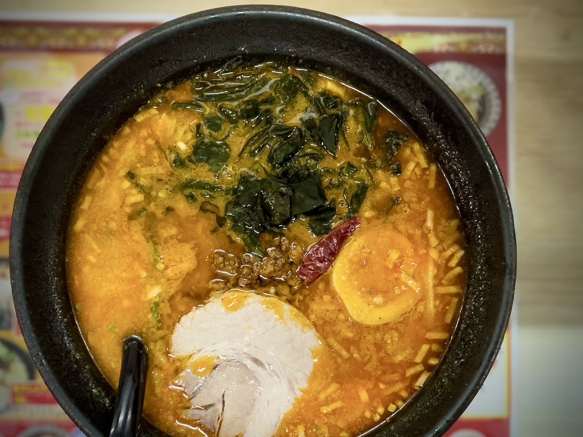 ラーメンとんとん松任CCZ店に参りました キング坦々麺 🎱辛 LINE