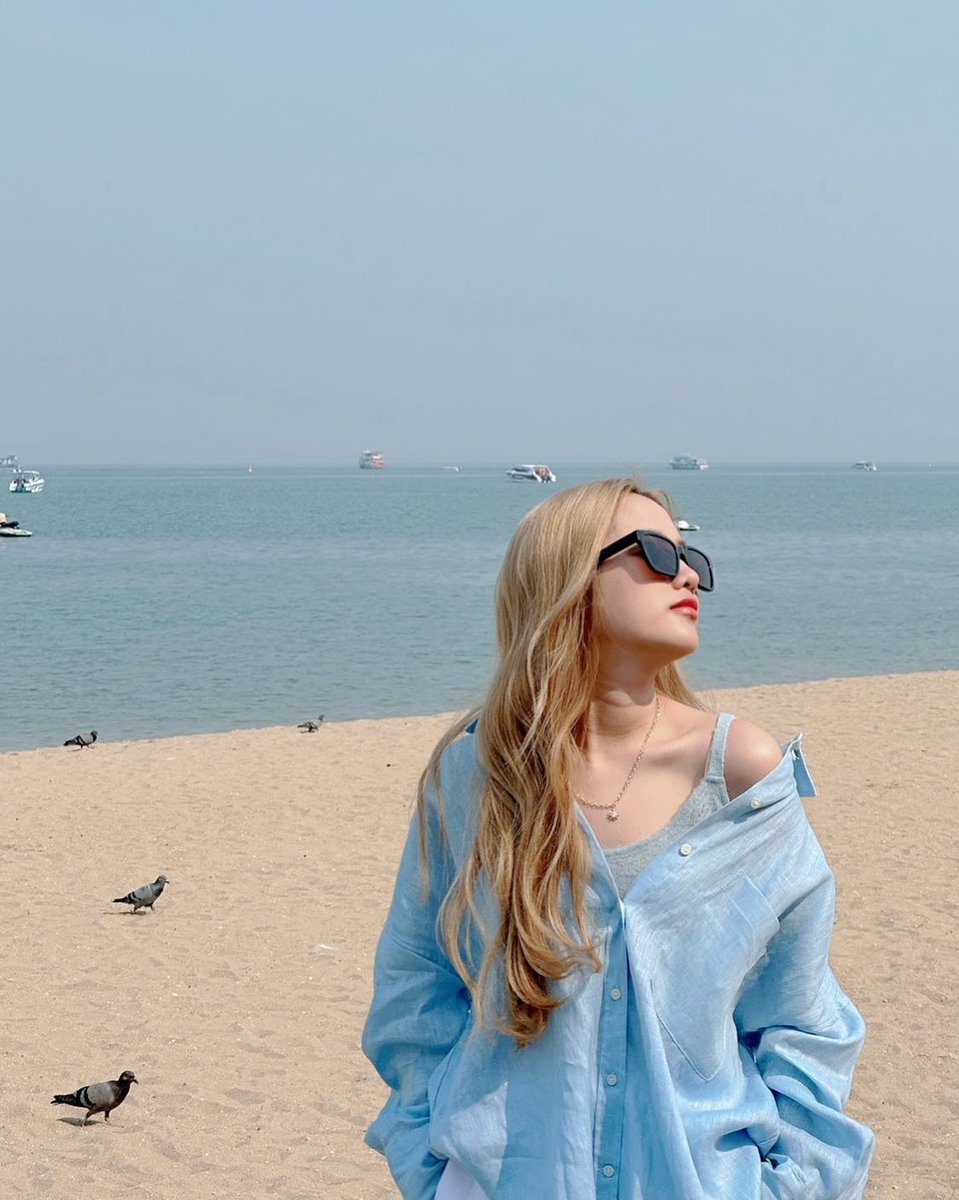 ini dia orangnya kak, pertama ku nonton series gap karena reel ig,  kukira abis selesai nonton bakal "oh yaudah, tamat nih, pasti bakal lupa sama aktornya" malah sekarang jadi kecintaan bgt sama enih orang😮‍💨