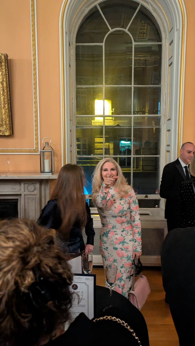 Ms.Simmo 🍸💃💙🥊 ⚽️ tweet media