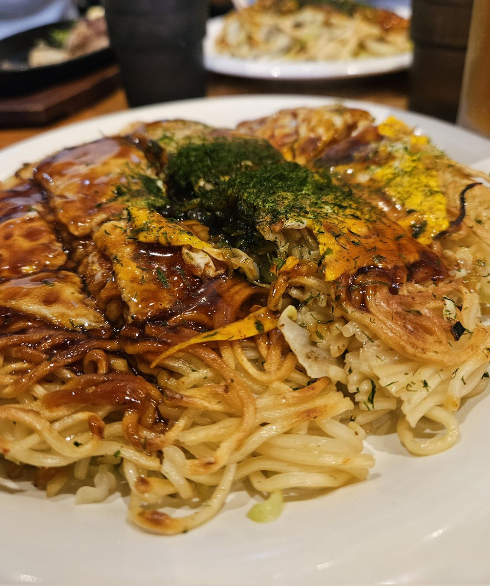 FujiiAsami's tweet photo. 今日は #広島交響楽団 モーツァルト｢レクイエム｣リハーサル🍀
アルミンクマエストロとは二期会《コジ・ファン・トゥッテ》以来の嬉しい再開でした😊
大好きなレクイエムを素晴らしい皆さまと演奏できるなんて、幸せ過ぎます🍀
お好み焼きもしっかり食べ、明日に備えます😋

#レクイエム https://t.co/eafmJQGIBt