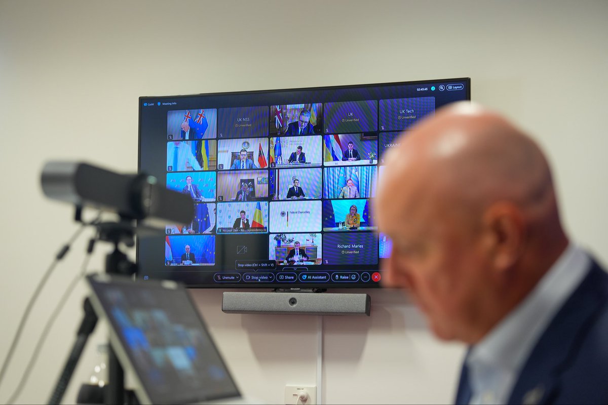 Christopher Luxon tweet media