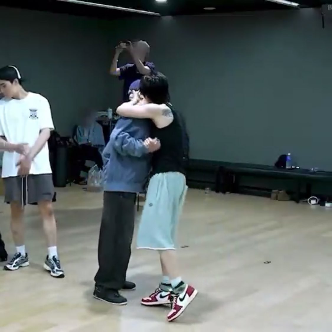 맽탤키차이진짜세상에서제일야르한듯