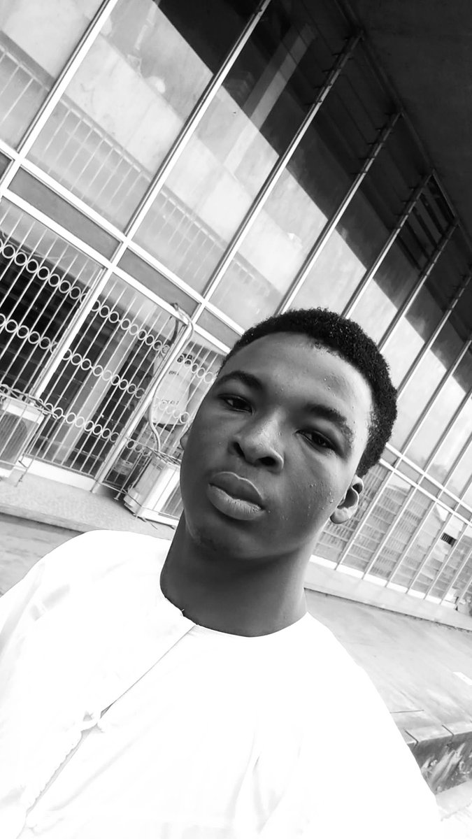 Hi, I'm Faruq Quadri

I'm  18 y/o and a frontend developer.