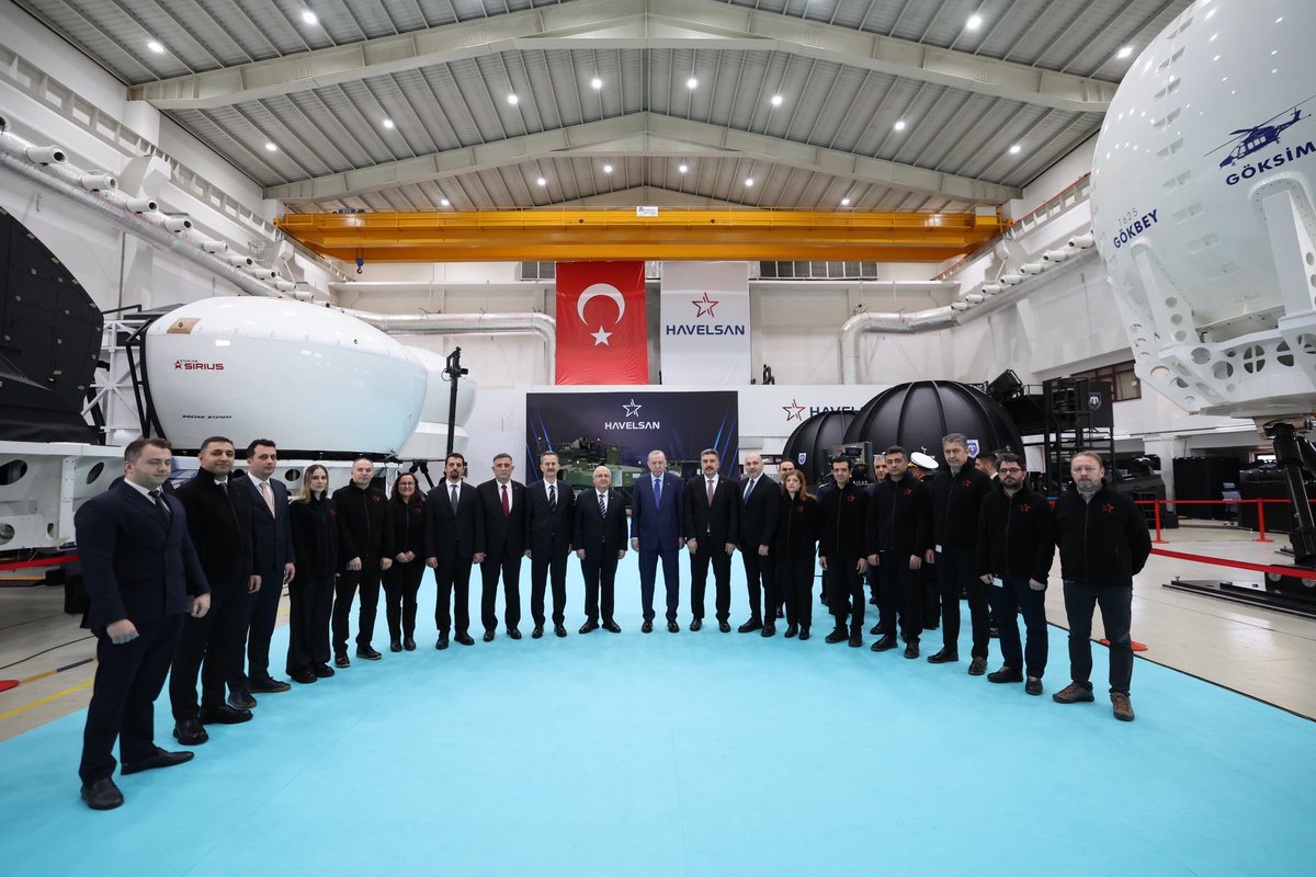 “Artık kendi teknolojisini tasarlayan, yazılımını üreten ve dünyaya ihraç eden bir Türkiye var” tccb.gov.tr/haberler/410/1…