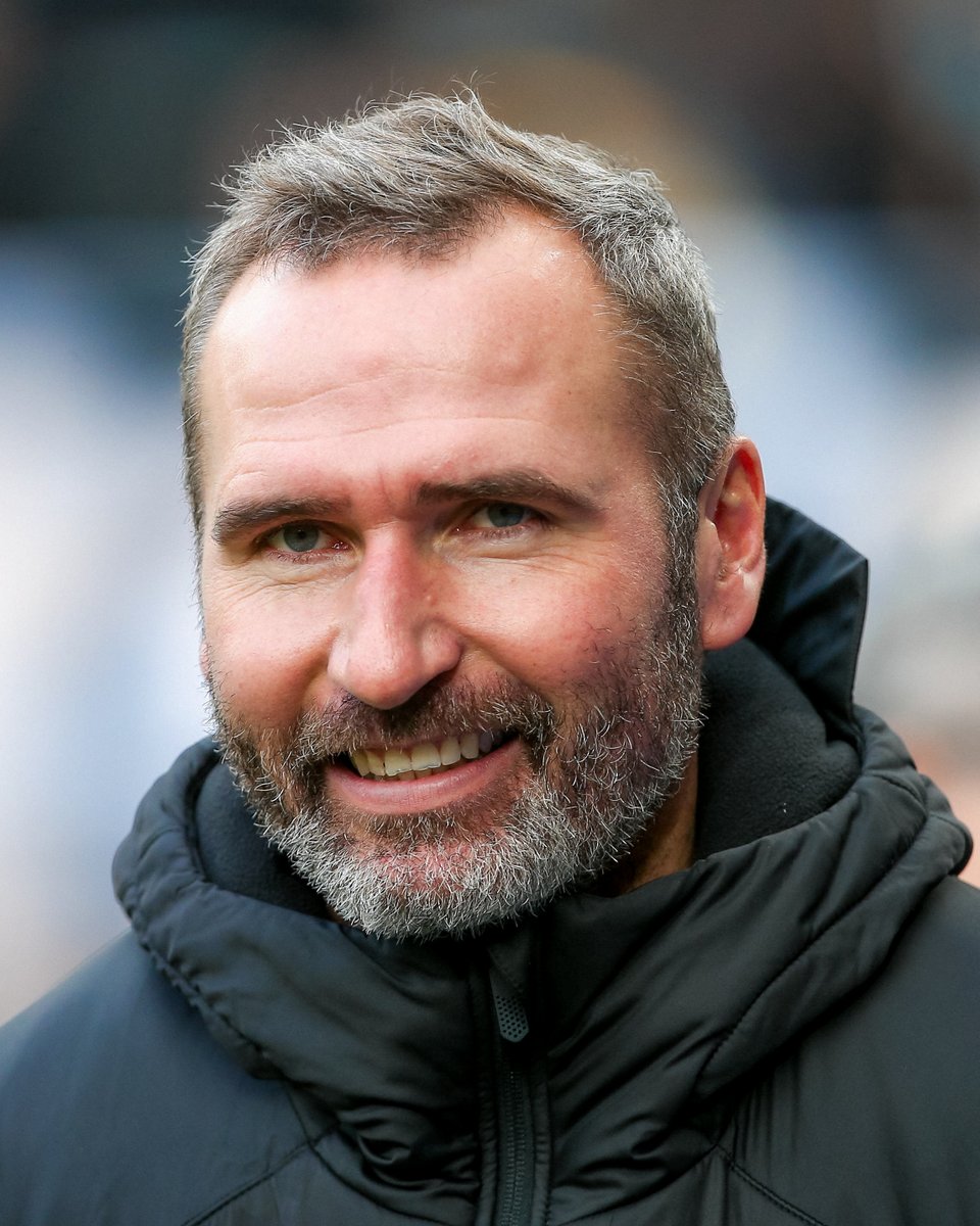 Moin, Tim Walter! 👋🏼

Holstein Kiel hat Tim Walter als neuen Cheftrainer verpflichtet. Er wird am Mittwoch erstmals das Mannschaftstraining leiten.
_
#KielAhoi