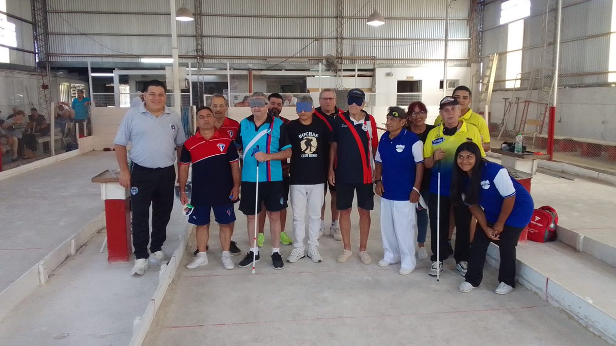 CABochas tweet media