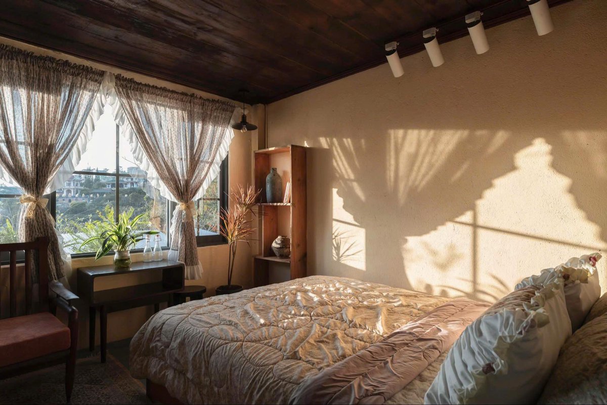 VivuStay's tweet photo. Nhiều bạn muốn VivuStay review thêm về Đà Lạt quá nên chúng mình lại lên núi 'soi' tiếp đây! 

📍Hạ Hoàng Hôn Homestay - 66b Hoàng Hoa Thám, phường Xuân Hương

Inbox cho VivuStay ngay để xem thêm nhiều ảnh xinh nữa nha ❤️
#VivuStay #Dalat #ReviewReal https://t.co/b9gOg6lhXl