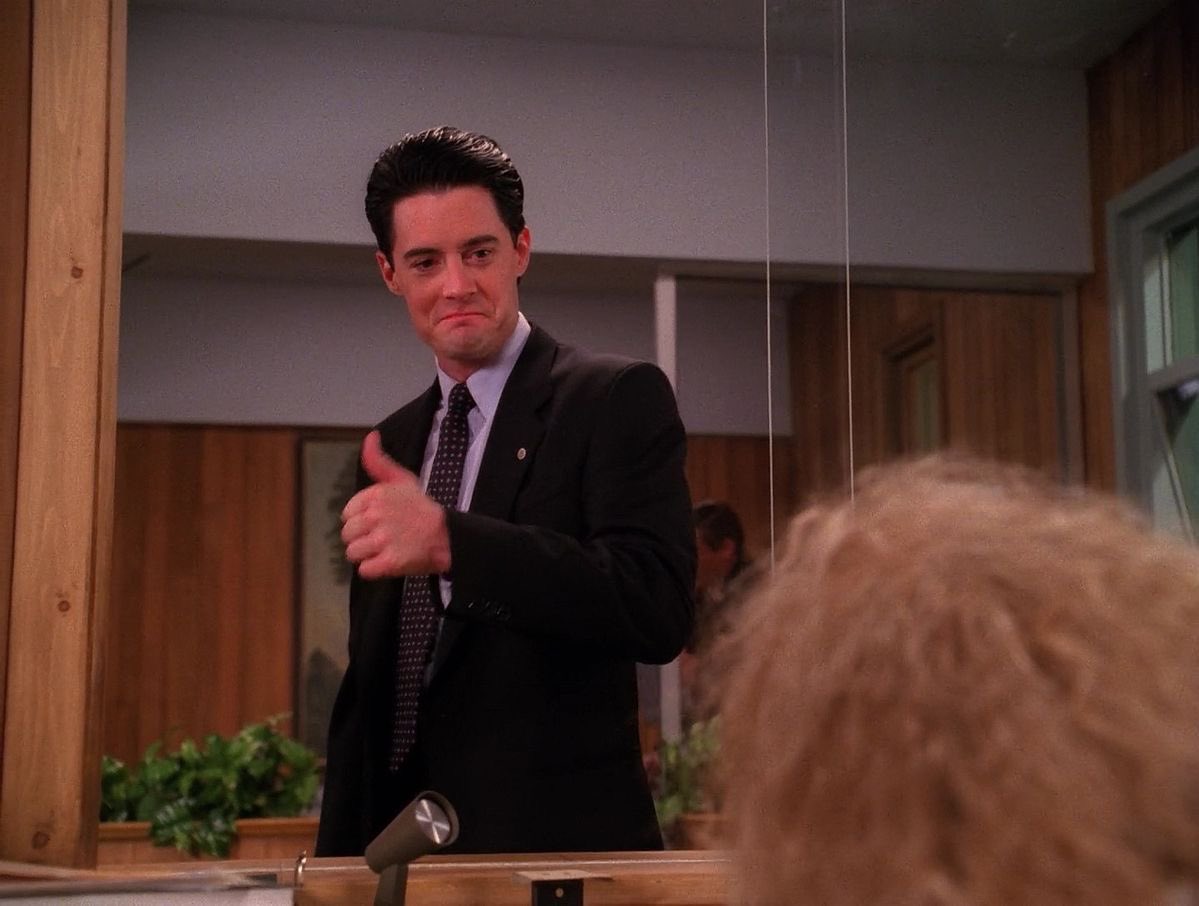 kyle maclachlan thinker 💭 tweet media