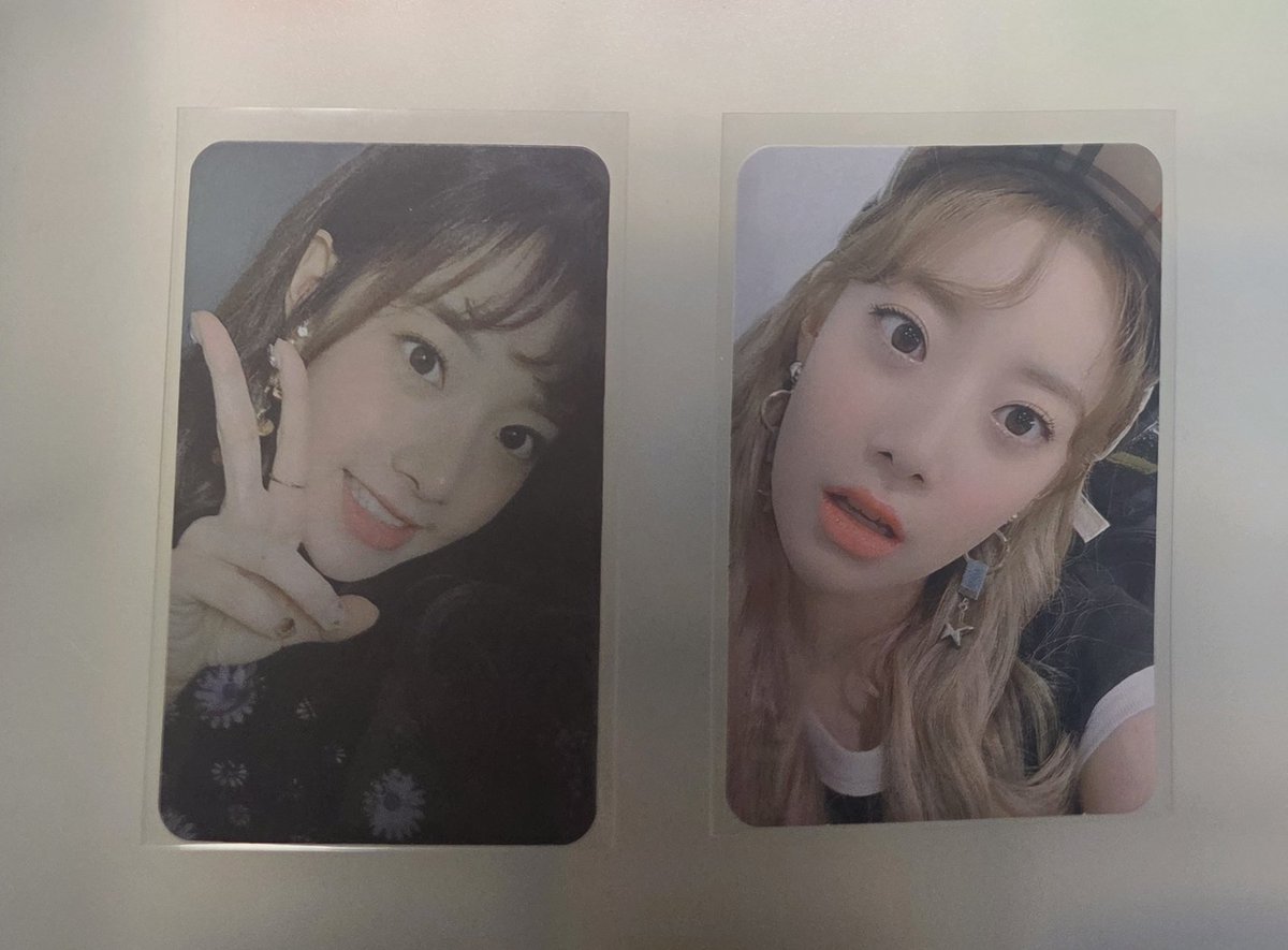 wewert1234's tweet photo. 유니티 이현주 넘어 , 난말야 앨범 포카 판매합니다
각 0.6 입니다 하자 예민하지 않으신분만 구매 부탁드려요 준등기도 가능해요 디엠주세요!
에눌가능합니다 찔러봐주세요 https://t.co/myKyCH5foe