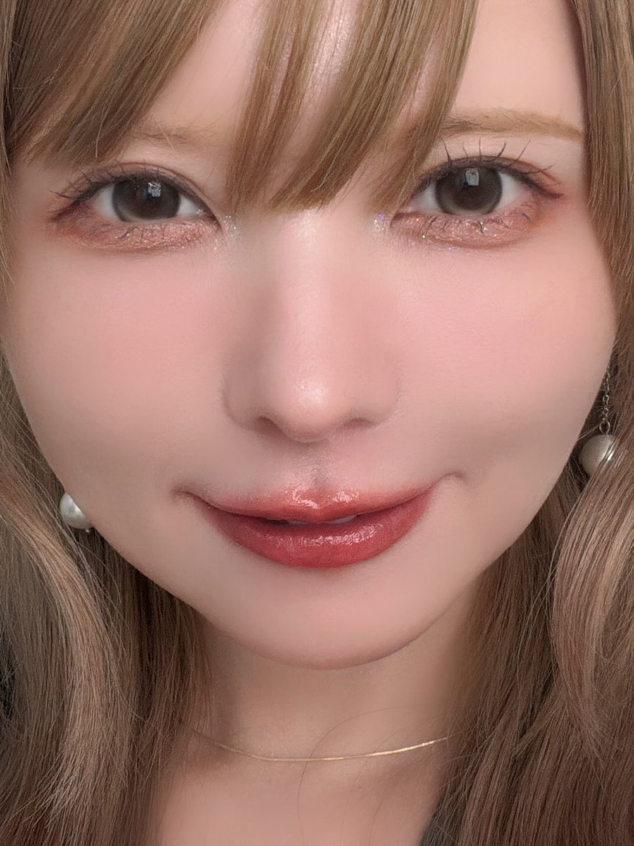 tsubasamasuwaka's tweet photo. 最近のメイク💄 https://t.co/CGrfmFTR3m