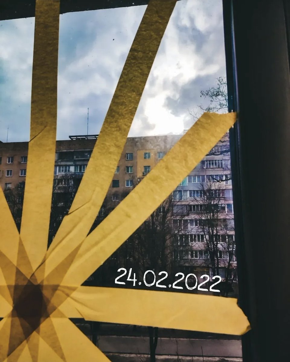 4 роки.
4 роки повномасштабного вторгнення 12літньої війни, яка триває століттями.
Безмежна дяка всім, хто обороняє і захищає наш Дім!
Україна вистоїть, Україна переможе!
Слава Україні! 💛💙