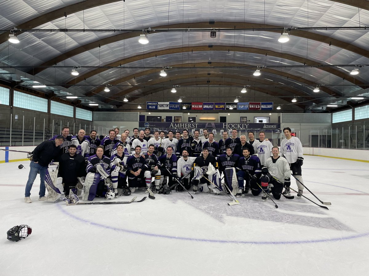Amherst Men's Hockey tweet media
