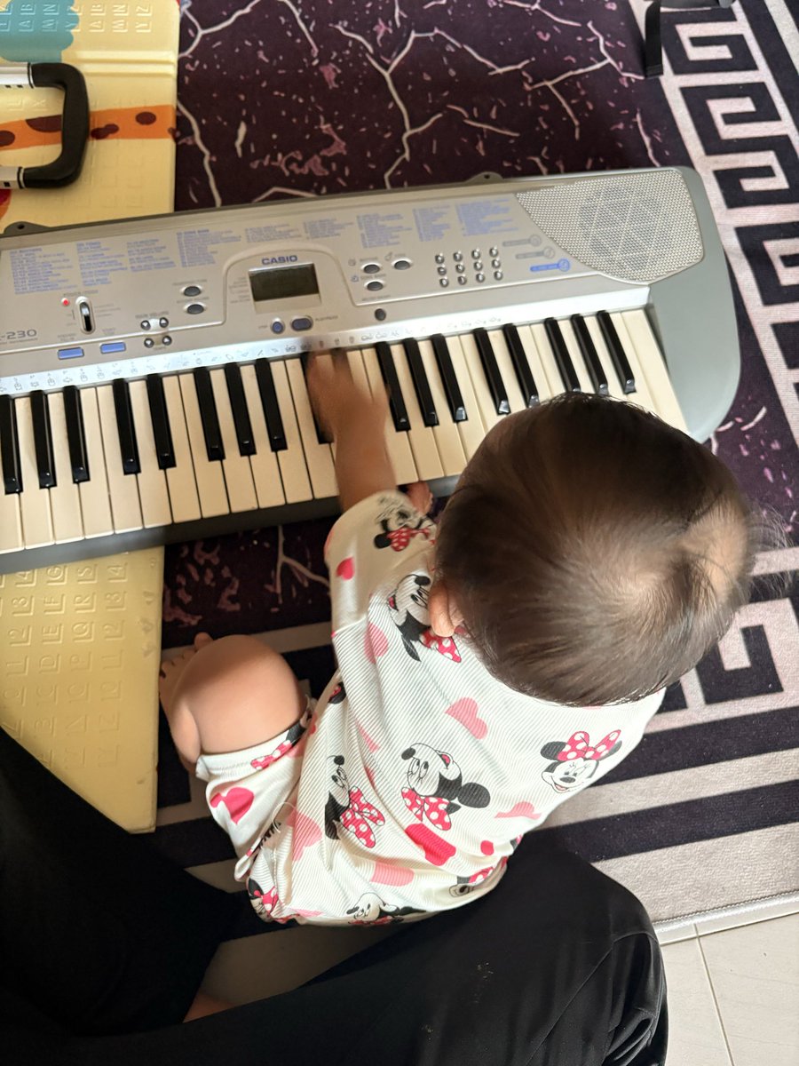 dibdon2's tweet photo. Hey. I saw you have 4014 sol

Can i have that 14 sol so i can buy a better and real piano for my 10 month old daughter

DVJW3nM3KaGbZqJ1fftA9hzwUrk7hNSuck2nBCfCbVfG https://t.co/MJo246jnRB