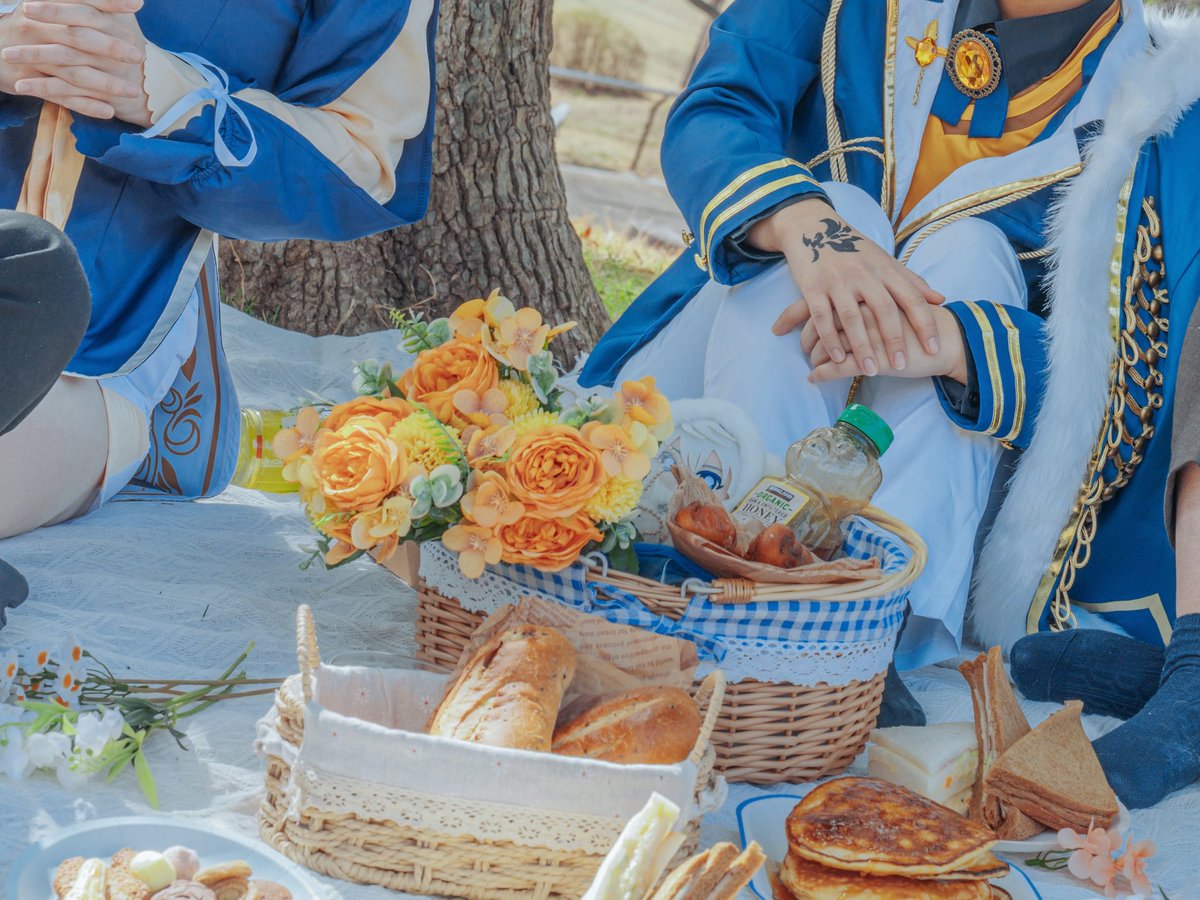 ⚠︎ cos / mhyk

おそくほすぎる昨日の写真❕
ピクニック楽しかった〜🌼
#れもぱいの約束 💛🍋