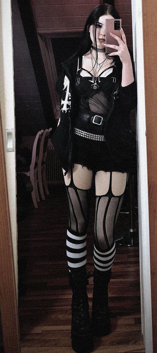 Vanessaִֶָ.🪻⋆་༘࿐ tweet media